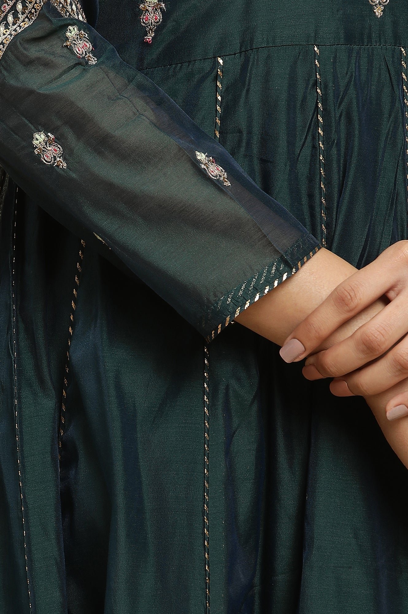 23AUWS10284-221084_7_a2df51dc-a4a0-4775-b77b-ea4a8549f34b